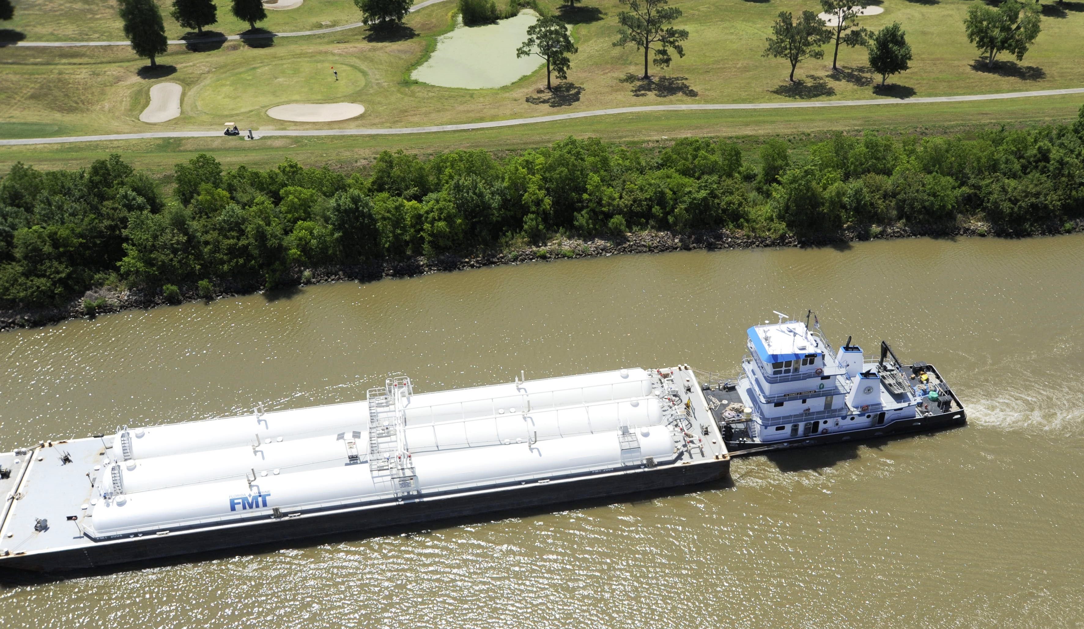 Randy J. Trosclair towboat pushing pressure vessel class barge